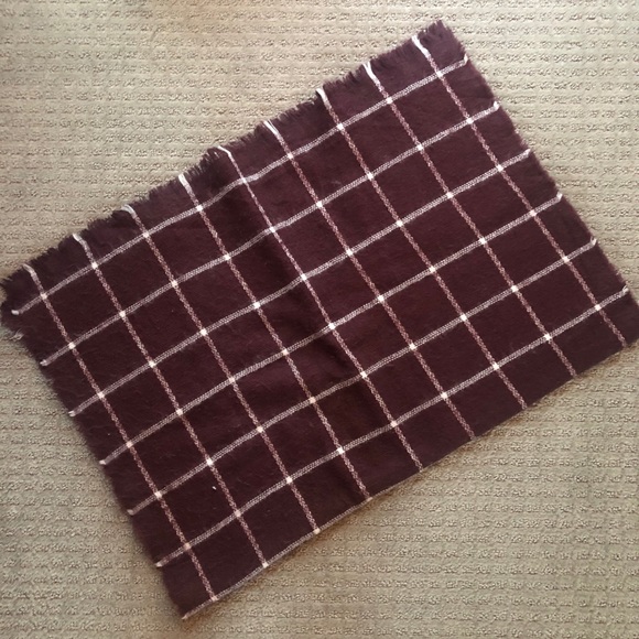 full length checker scarf - Picture 2 of 2